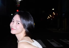 宋慧乔离开 UAA 后，面容焕然一新……穿透黑暗的女神级颜值 [Star Issue]