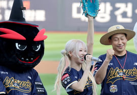 [フォト] 「ファイティング、がんばれ！」『歌手ジジウォン』