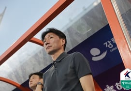 "I've had a hard time too," Coach Lee Young-min roars... Bucheon smiles after 6 games [Gangneung on-site]