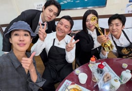 Kim Sook and Joo Woo-jae congratulate Jo Se-ho and Woo-young after winning the Variety Award with "I love you" [Star Issue]