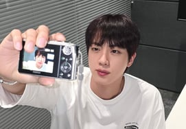 'Biểu tượng toàn cầu' Jin của BTS, viên ngọc xanh trong thế giới quảng cáo bia! Sao phù hợp nhất với quảng cáo bia xếp hạng 1