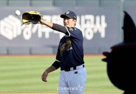 [One Sweep] Magicians Chasing Six-Game Winning Streak: 'Let's Sweep Hanwha in Three Games!' KT Go Young-pyo