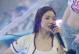 [Foto] Summer Queen Kwon Eun-bi: "Aún hace mucho calor"
