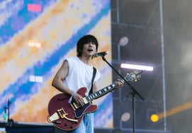 Lee Seung-yoon delivers explosive live performance at 'Pentaport Rock Festival' with roaring crowd sing-along [Official]