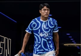 Se levantaron las gradas ante la aparición de Lee Ho-jae... Los aficionados del Darmstadt: «Ha llegado el delantero que esperábamos con tanta ansia»