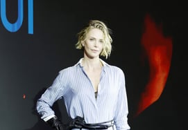 Charlize Theron, immense presence [★Photo]