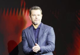 10年ぶりの来日、マット・デイモンが大股で [★フォト]
