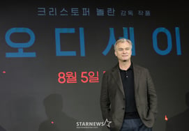 “一直很想来”……克里斯托弗·诺兰导演以《奥德赛》首次访韩
