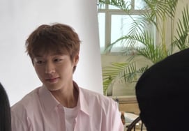 Park Ji-hoon, eyes so deep they seem to melt: a 'female heart stealer'