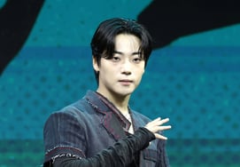 ONF's E-Solution suffers rotator cuff tear injury... "Minimize stage activities, focus on recovery" [Official]