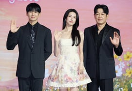 チョン・ヘイン、ハ・ヨン、ホ・ソンテの『エッサラン、期待してください』' [★フォト]