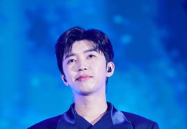 'Celebrating Lim Young-woong's Birthday and 10th Debut Anniversary,' Jecheon Starlight Hero Era Donates 6 Million Won to Support Vulnerable Groups in Jecheon City