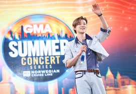 Tomorrow X Together Yeonjun đã chinh phục "Mùa Hè Hòa nhạc" ở New York..Sau Jungkook, đây là lần thứ hai của nghệ sĩ solo Hàn Quốc