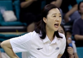 [現場インタビュー] "交代させたくても選手がいなかった" サムスン生命が準優勝にもかかわらず··· イ・ミソン監督は拍手を送った