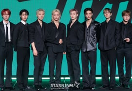 "More Sincere Than Billboard and Grammys, Directed Toward Stay" Stray Kids Show Matured Confidence [Comprehensive]