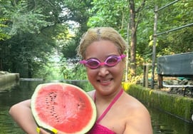 '6kg減らして70kg' ララル、ホットピンクの水着を着て脅迫 "この写真を5分以内に伝えない場合.."