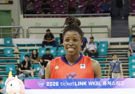 [Photo] Aranmare Diya San, MVP with Historic Performance