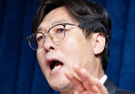 "Not an escape," Lee Im-saeng, why bring up the timeline of 'accepting on June 12 during the Czech Republic match'... Build-up to expose "Jeong Mong-gyu's order"
