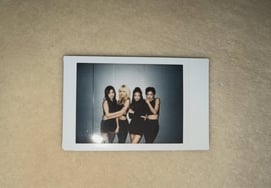 [Texto completo] Jennie, en medio de la controversia por el 10º aniversario de BLACKPINK, publica una foto: "He realizado muchos sueños"
