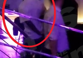 "¿Agresión al proteger un reloj de lujo?" Choque violento con un fanático en una discoteca por «golpes de cabeza»… El delantero inglés es detenido esposado