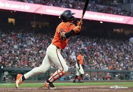 'Sexta base consecutiva → promedio mensual de bateo de 0.360': Lee Jung-hoo explota con un doble golpe de sacrificio que impulsó dos carreras en el juego decisivo; SF vence a DET por 5-2 (resumen completo)