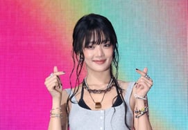 "I Will Become the 'Queencard' Leading Doosan to Victory" Doosan Bears' the 11th Jamsil Hanwha Eagles Game Pre-game Ceremony Star: I-dle's Minnie