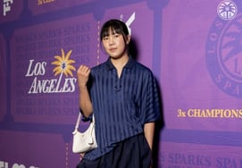 'Único cuarto final: de 19 puntos de diferencia a 1 punto'. LA Sparks en feroz persecución... Park Ji-hyun, con solo 5 minutos de juego, logra 'asistencia de triple'