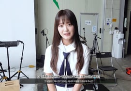 Han Roro, video hậu trường 'Tuyên ngôn của thiên thần tàn nhẫn'..."Nụ cười xấu hổ phía sau sự đắm chìm sâu sắc"
