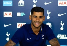 'I want to leave Tottenham' → Finally 'Lee Kang-in and one pot rice' highly likely... Cristian Romero, who played with Son Heung-min, 'transfer imminent'