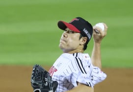 'Big Break' Finally Shatters An Ji-man's Record! LG's Kim Jin-seong Reaches 178 Holds to Claim Top Spot in KBO History for Most Holds