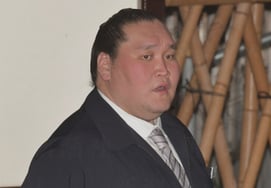 『飲酒後の女性への性的嫌がらせ』で弟子を暴行した176kgのレジェンドの衝撃的な近況「糖尿病で大変苦労したのに…」" '熱帯の歓声の洗礼'の理由は