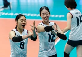 'Cô bé Kim Yeon-kyung' Son Seo-yeon chỉ thi đấu 1 set mà vẫn thắng áp đảo... Đội nữ U17 Hàn Quốc giành chiến thắng thứ 5 liên tiếp tại Giải vô địch bóng chuyền nữ U17 thế giới 'Tàn phá hoàn toàn Algeria'