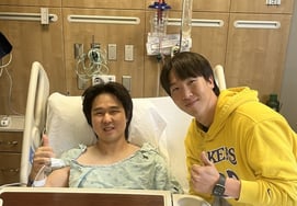 'Leyenda de los 538 jonrones' erradicó el dolor de cadera, Choi Jung se sometió a cirugía en EE. UU. y promete: "Me mostraré sano el próximo año"... El hermano menor, Choi Hang, acompaña su proceso de rehabilitación