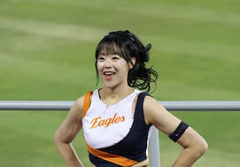 [Ảnh] Lee Ho-eun tỏa sáng sức khỏe