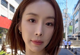 '47岁怀孕’的韩多感,隐约露出的 DLINE 被捕捉到“三清洞出游”
