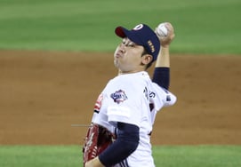 [Foto] Kim Jeong-woo: «Si bloquean, es el gol de la victoria»