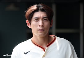 'Big Shock' Lee Jung-hoo, a full 5 at-bats with no hits—two consecutive games of silence! Batting average plummets to 0.293