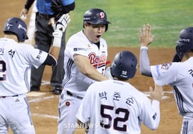 '超大ヒット' 45年ベアーズ史上最年少の10勝投手誕生！ KIAを抜いて4位を奪還、ハンファを破ってウィニングシリーズを飾る [ジャムシル現場レビュー]