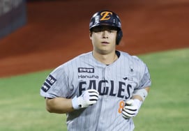 [Photo] Noh Si-hwan, 'The Chaser's Gaze'