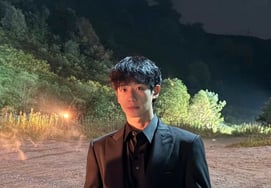 Like the title suggests, a 'sickening' reality... Jung Hae-in promotes relentlessly without 'collaborator descendant' Ha Young [Star Issue]