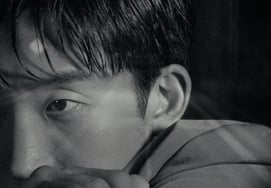 Lee Sang-i tears up the 'M-Car' stage.. Idol MV star shines