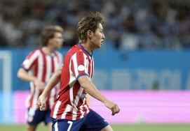 Lee Kang-in made his first start but was substituted in the 35th minute of the first half with a 'shocking change,' yet it turned out to be an even better signal... "Starting in the opening match"