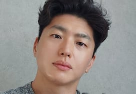 作家素才元，积极起用独立运动家后裔演员 “理所当然的礼遇与尊敬”