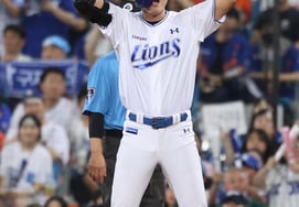 Lần đầu tiên Yang Chang-seop bị loại do bị đánh trúng đầu → Lần đầu tiên Lee Seung-hyun xóa 5⅔ inning → 3 điểm ở inning 6 → 3 điểm ở inning 7 → 3 điểm ở inning 8, Samsung giành 3 liên thắng trị giá 100 điểm [Đánh giá trực tiếp từ Daegu]