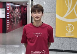"Are you making fun of me now?" Kim Jin-soo erased the 'K League's first own-goal black history' with a priceless cross. "That's why I'm talking with a smile" [Sangam Field]