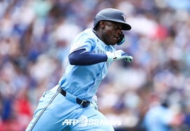 韩职六月遭弃用的不幸主角上演“大逆转”→重返MLB首战即爆发“二垒安打+打点”……原来他这么出色吗?