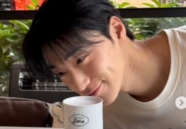 エイティーズのサン、上手い上手いと言ったら···彼氏画像の生成が上手だね