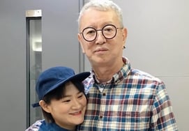Kim Shin-young, who lived by the late Jeon Yu-seong's advice and grew fatter... "Come visit" — Unchanging friendship [Star Issue]