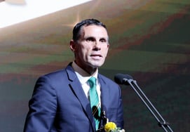 Gus Poyet's ties with Korean football are effectively over... rejected even as interim coach after being overshadowed by Hong Myung-bo