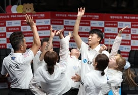 '胜率100% 吴定内' 休恩斯7连胜→2轮独自领跑……皇冠海太猛追 [PBA 团队联赛]
